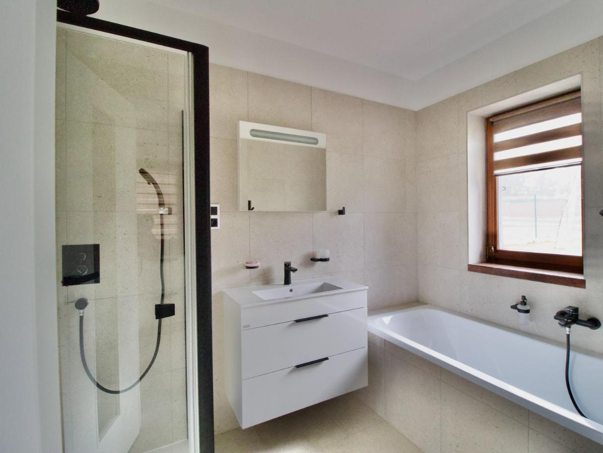 Apartman Uprostred Trojuhelniku Praha - Karlovy Vary - Plzen Kolesovice Exterior photo