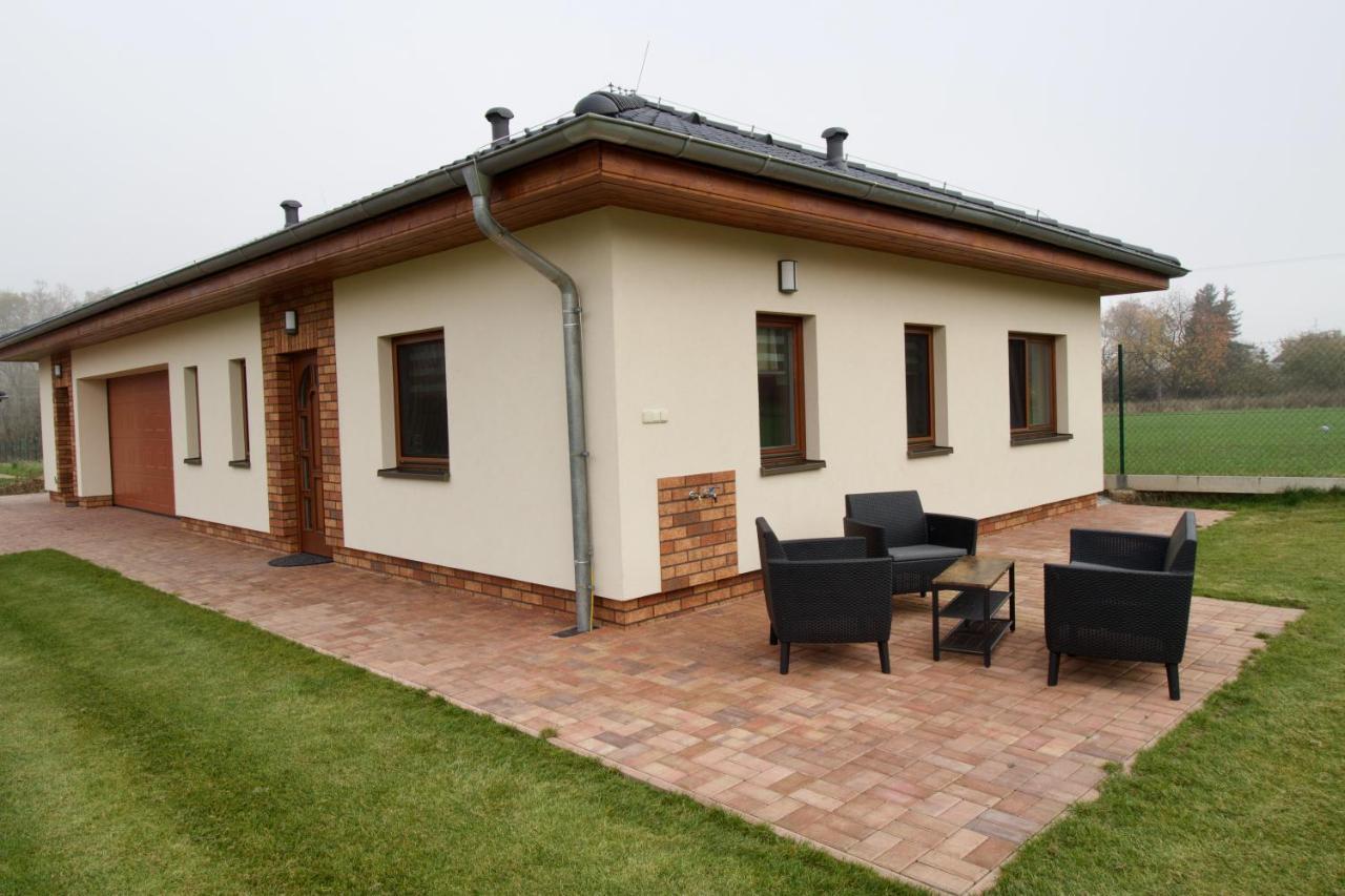 Apartman Uprostred Trojuhelniku Praha - Karlovy Vary - Plzen Kolesovice Exterior photo