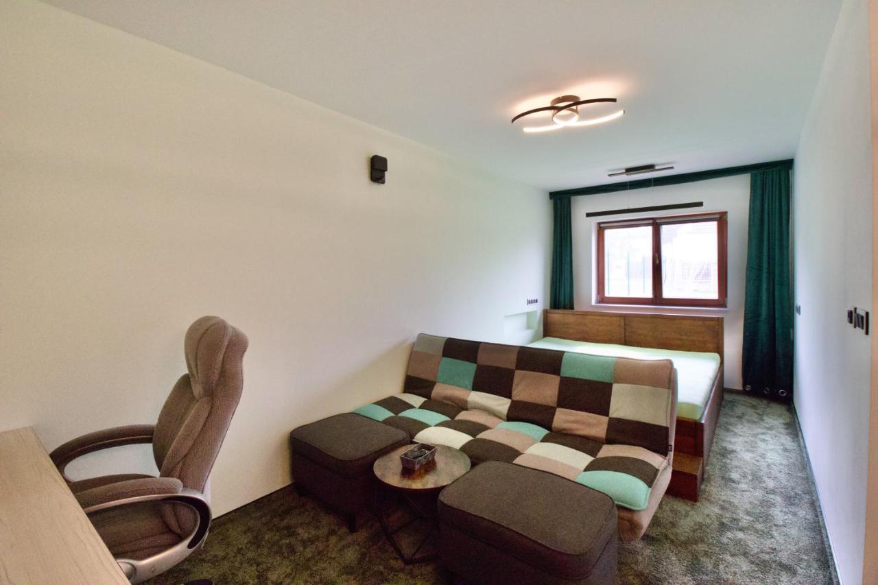Apartman Uprostred Trojuhelniku Praha - Karlovy Vary - Plzen Kolesovice Exterior photo